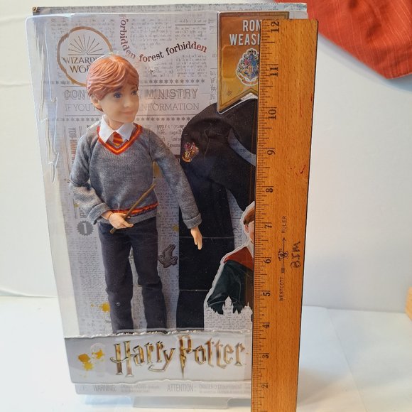 HARRY POTTER RON WEASLEY ACTION FIGURE DOLL HOGWARTS WIZARDING WORLD 10.5" - Picture 9 of 12